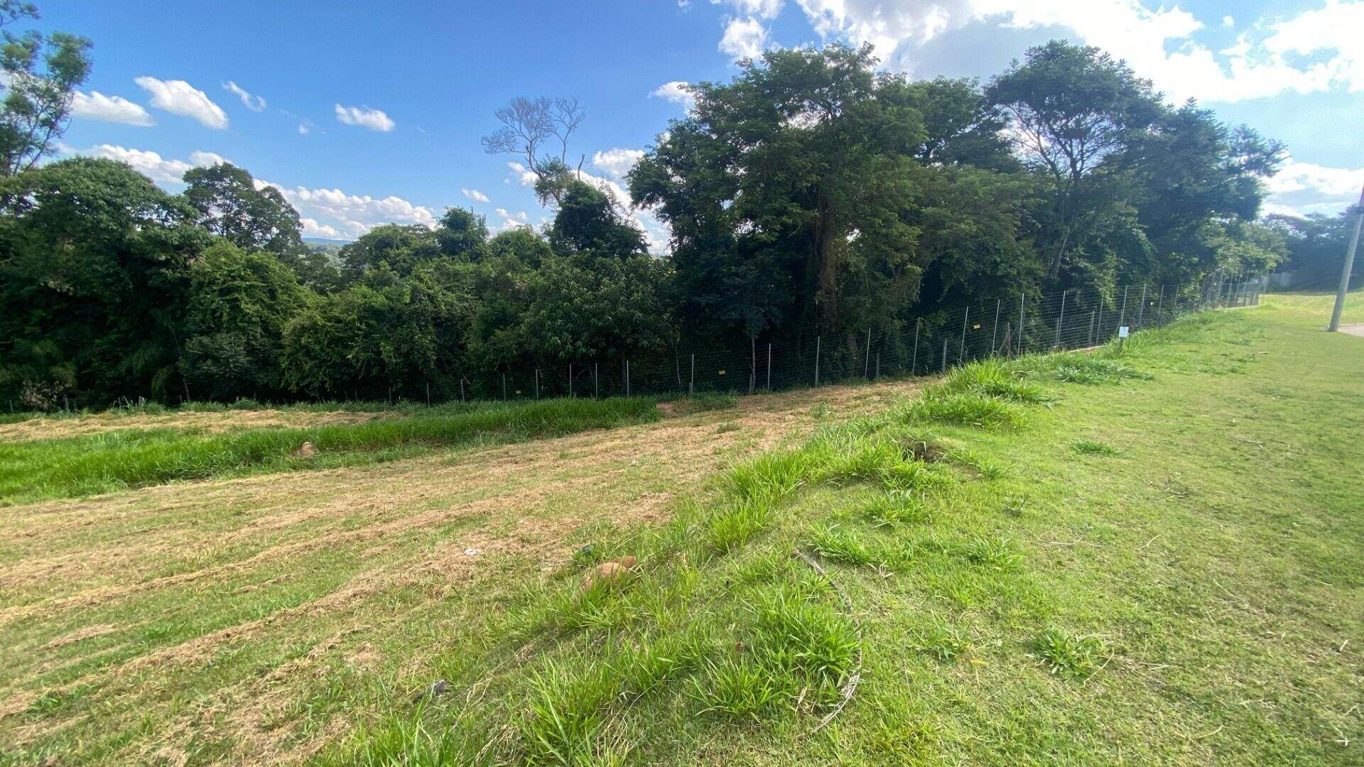 Terreno à venda no Medeiros: 