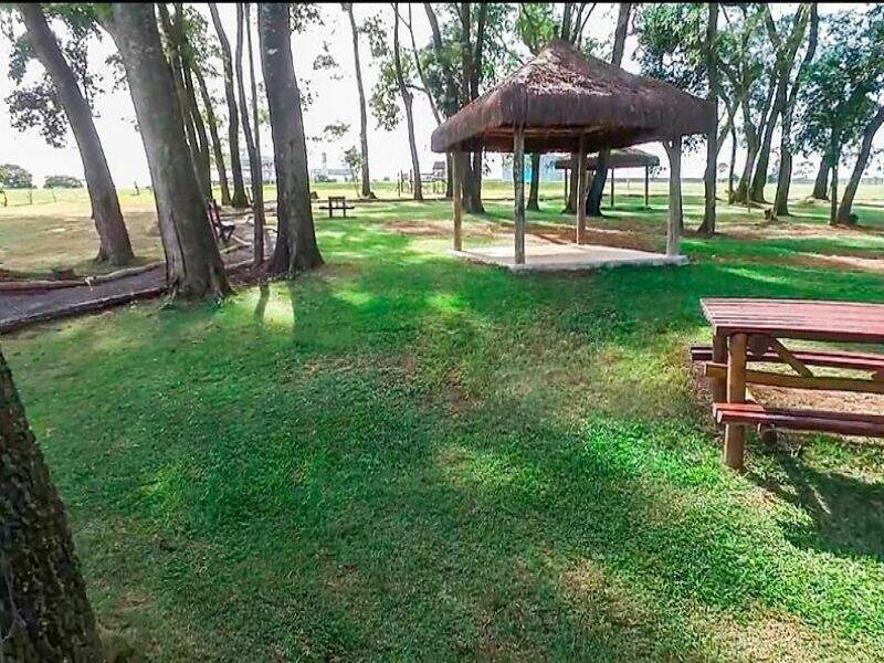 Terreno à venda no Jardim Primavera: 