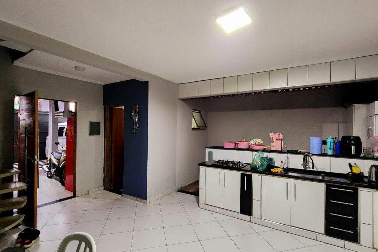 Casa à venda no Vila Santa Terezinha: 