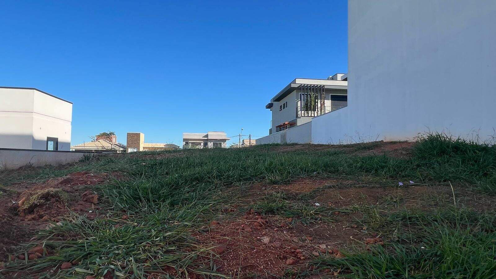 Terreno à venda no Recanto Quarto Centenário: 