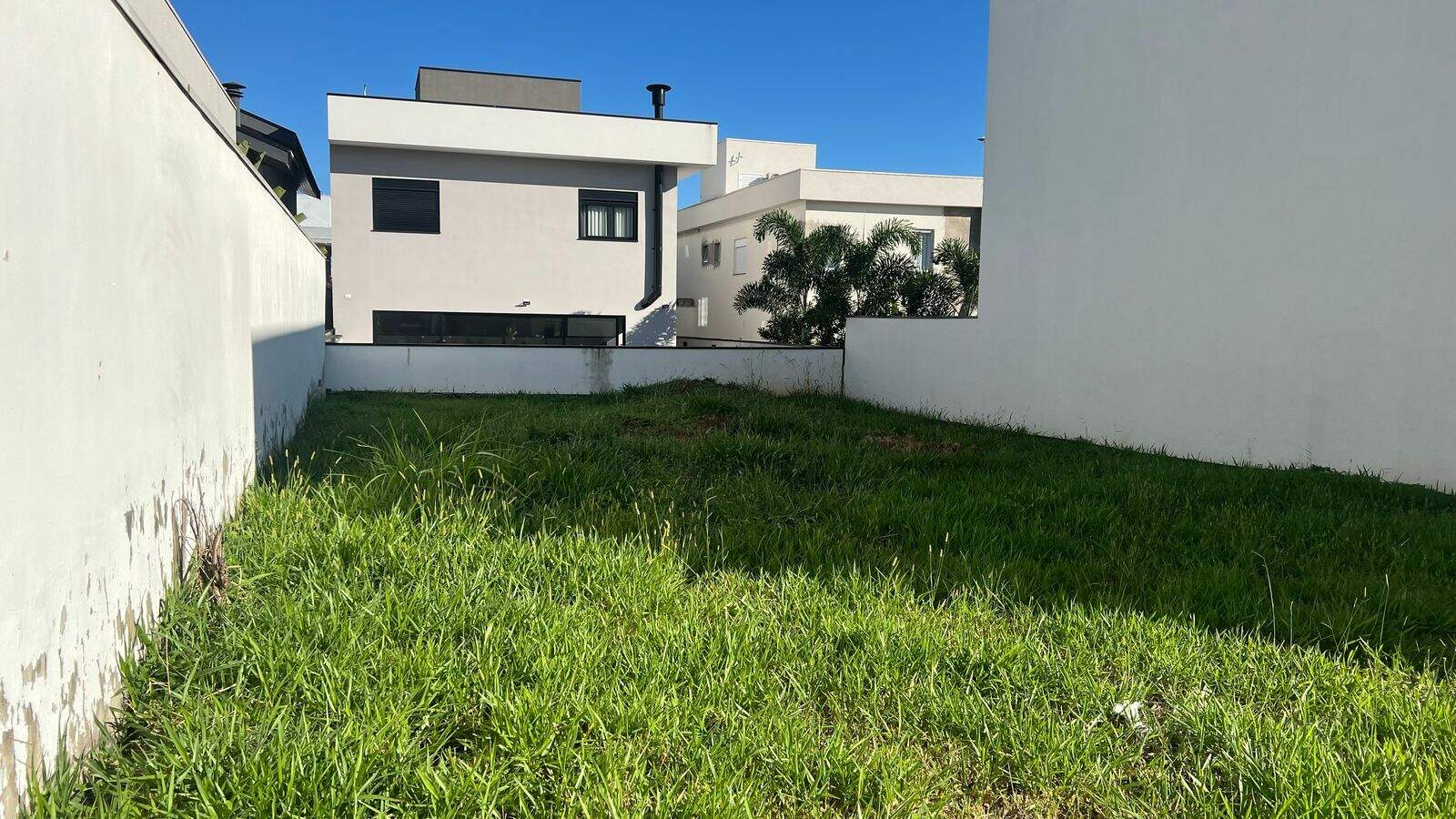 Terreno à venda no Recanto Quarto Centenário: 