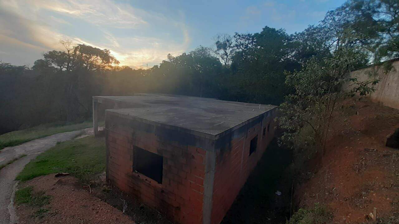 Terreno à venda no Recanto da Prata: 