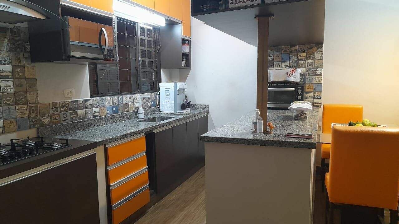 Casa à venda no Jardim Caçula: 