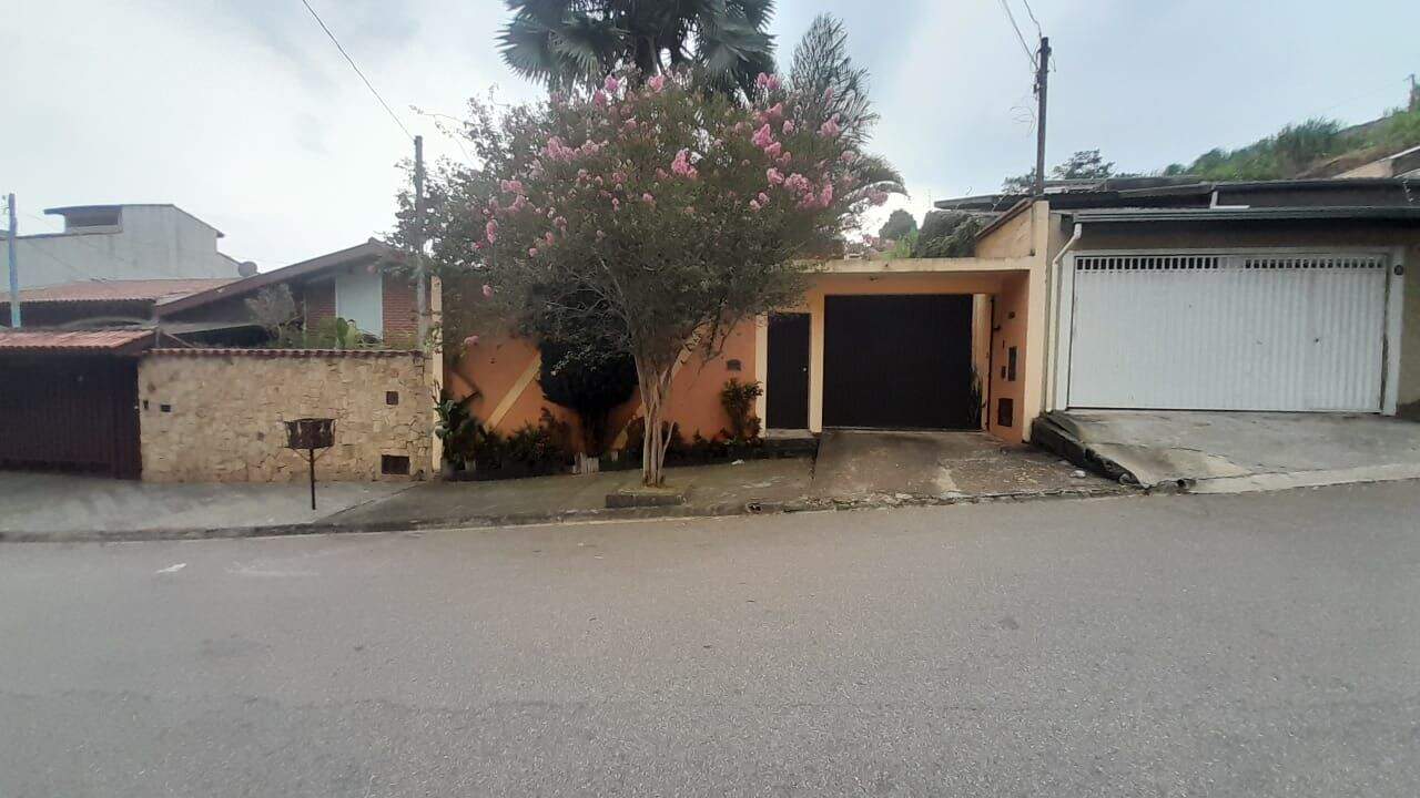 Casa à venda no Jardim Caçula: 