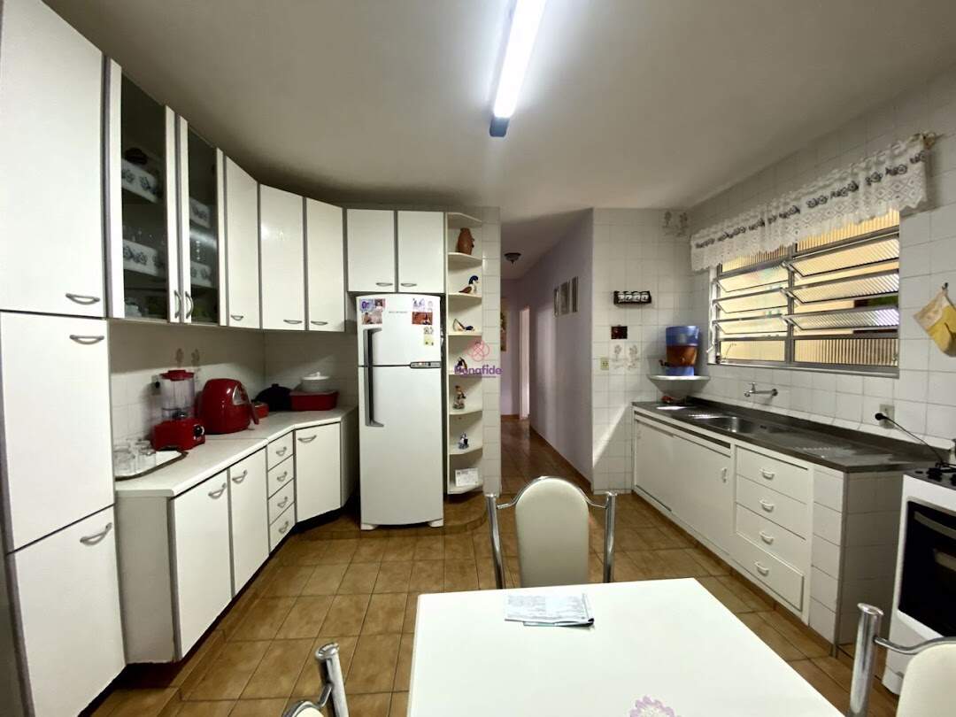 Casa à venda no Jardim Itália: 