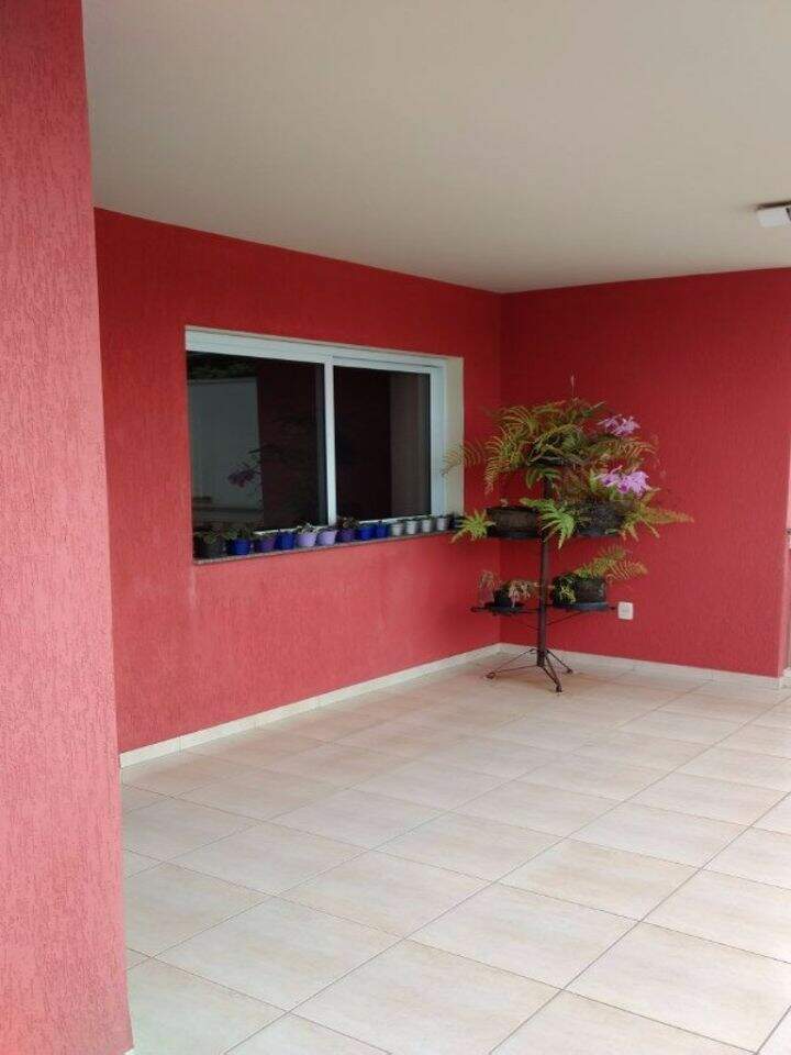 Casa à venda no Jardim Estádio: 