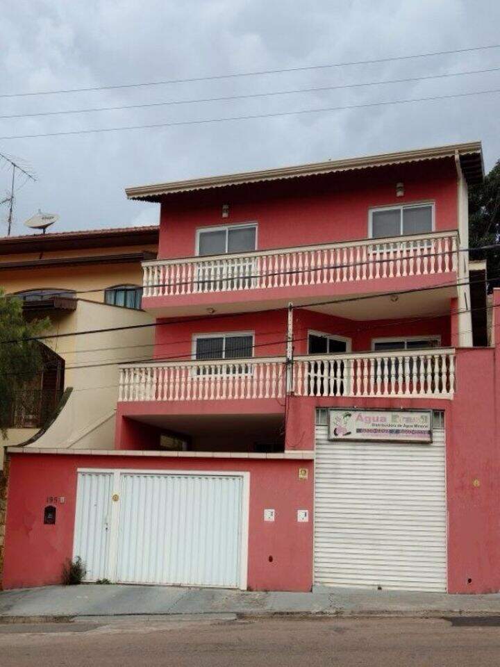Casa à venda no Jardim Estádio: 