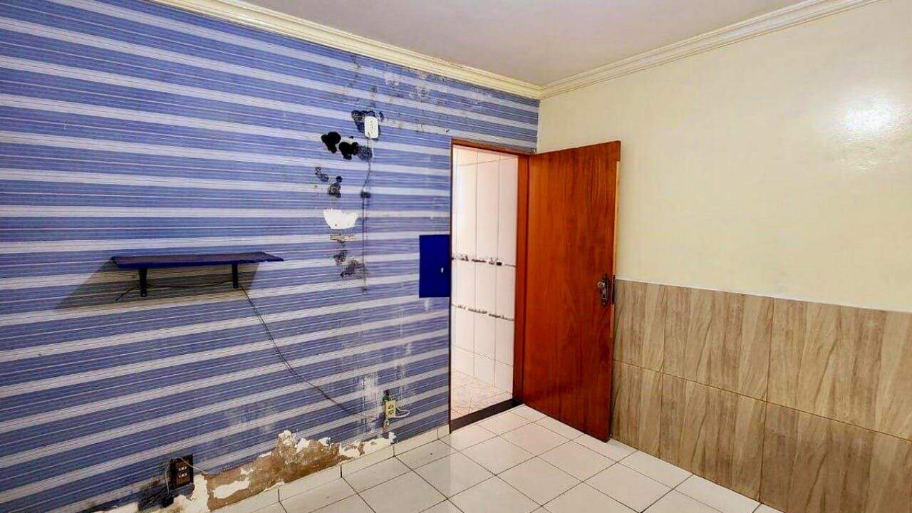 Sobrado à venda no Parque Brasília: 