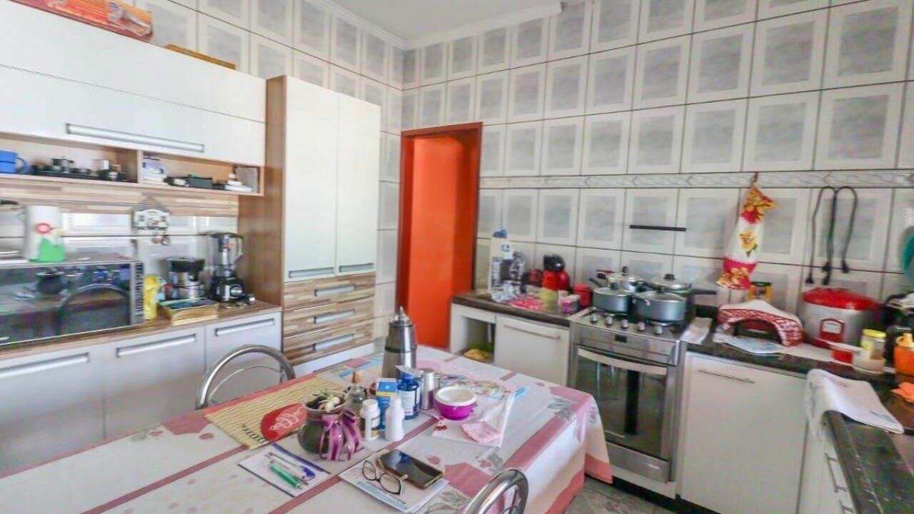 Chácara à venda no Jardim das Acácias: 