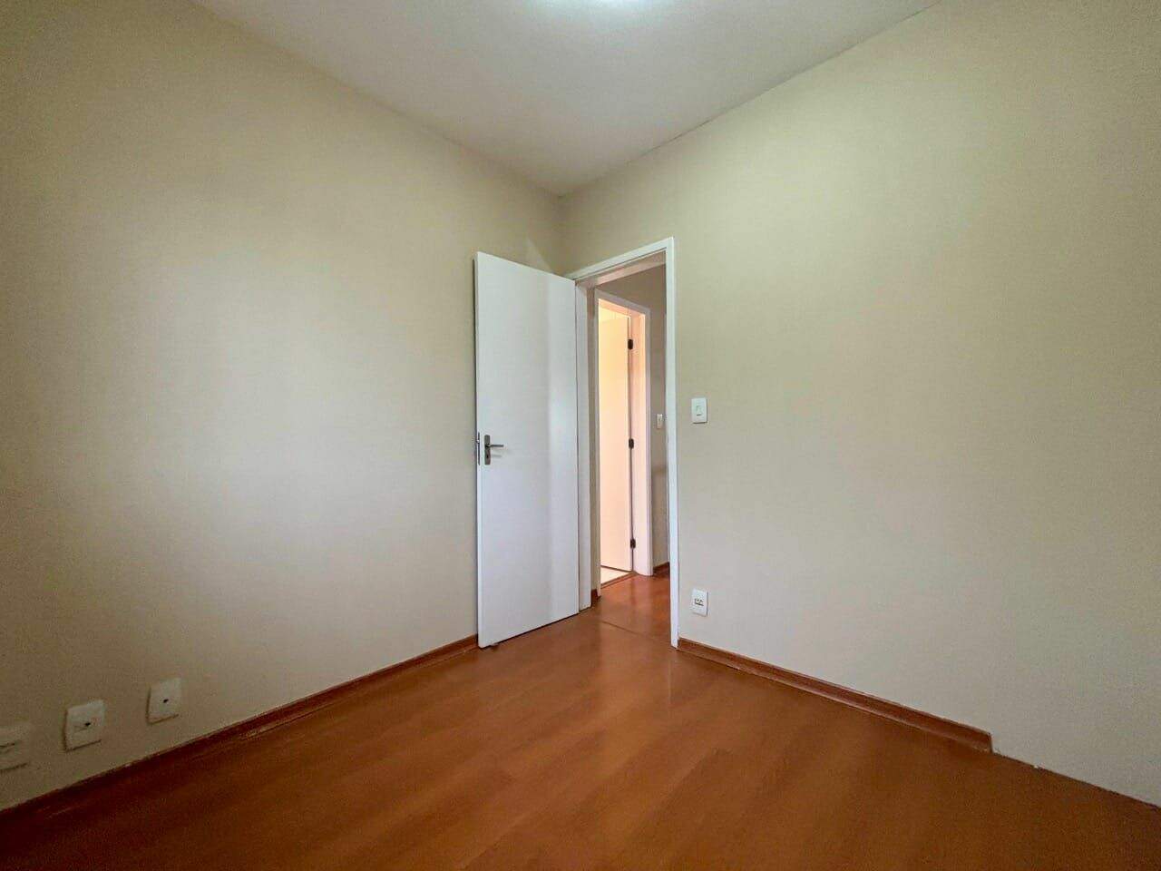 Casa à venda no Jardim Shangai: 