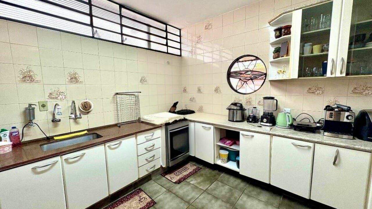 Casa à venda no Jardim das Carpas: 