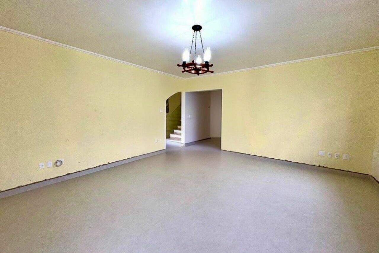 Sobrado à venda no Jardim Florestal: 