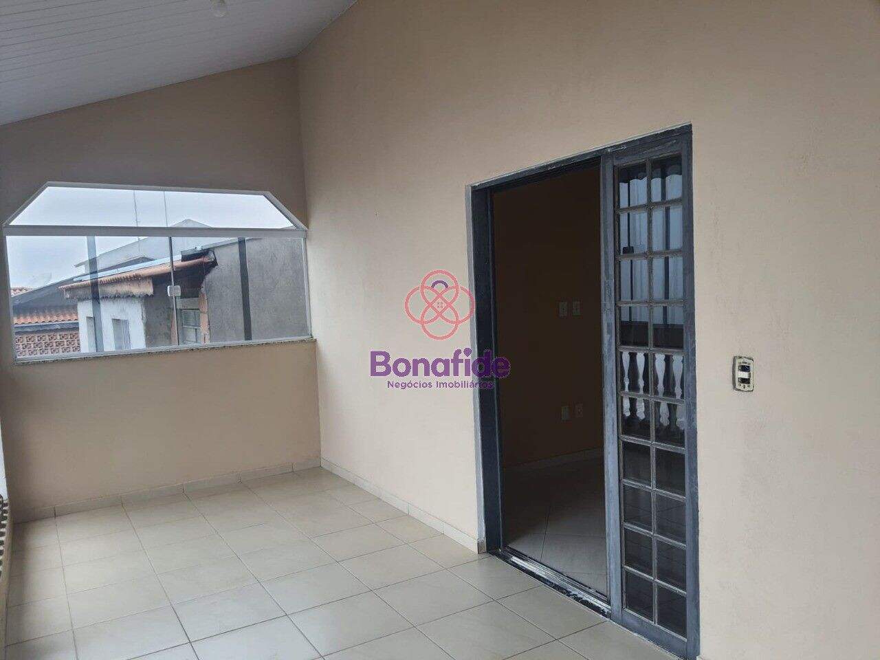 Sobrado à venda no Vila Popular: 