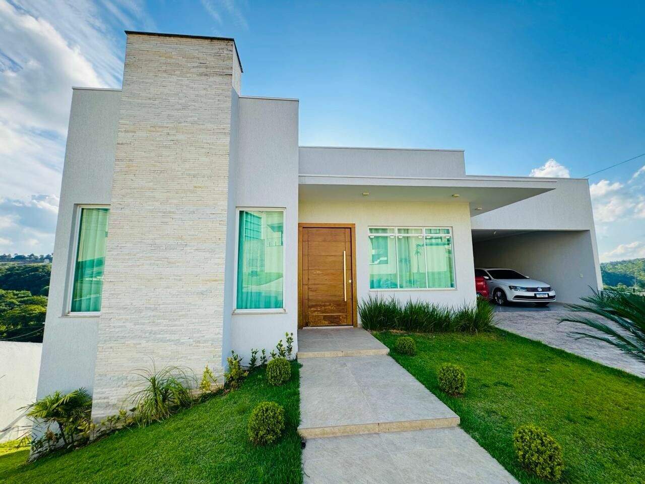 Casa à venda no Cambarah: 