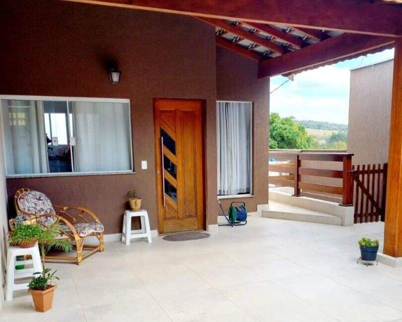 Casa à venda no Jardim Copacabana: 