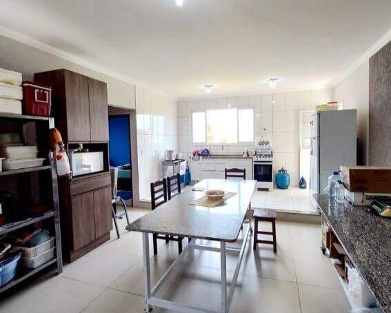 Casa à venda no Jardim Copacabana: 