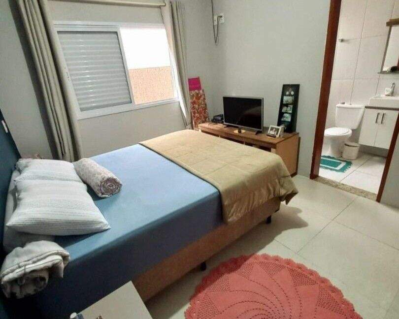 Casa à venda no Jardim Copacabana: 