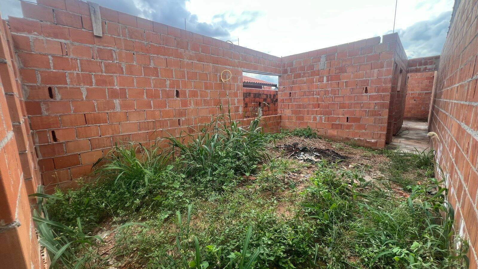 Terreno à venda no Jardim Novo Mundo: 