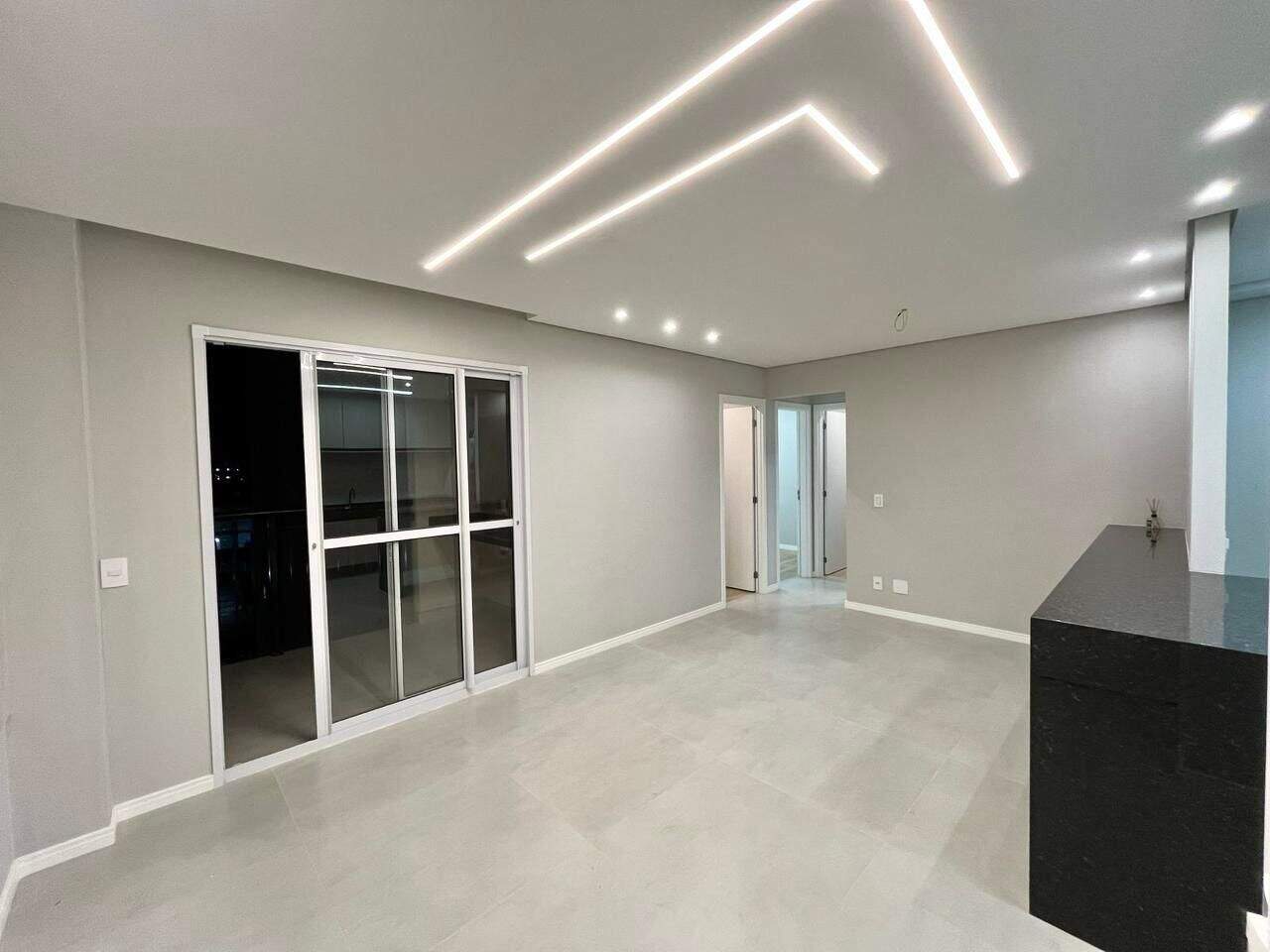 Apartamento à venda no Engordadouro: 