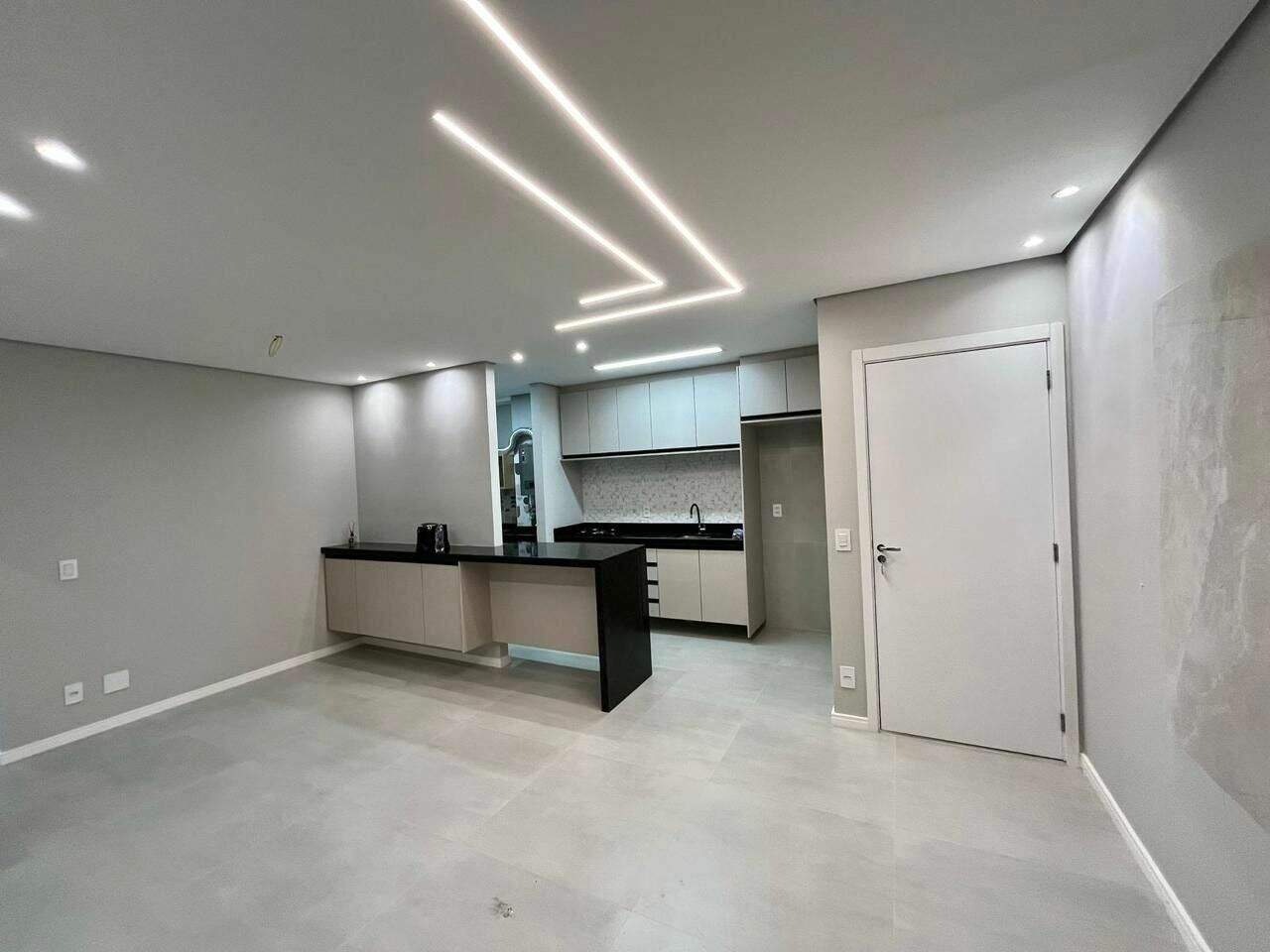 Apartamento à venda no Engordadouro: 