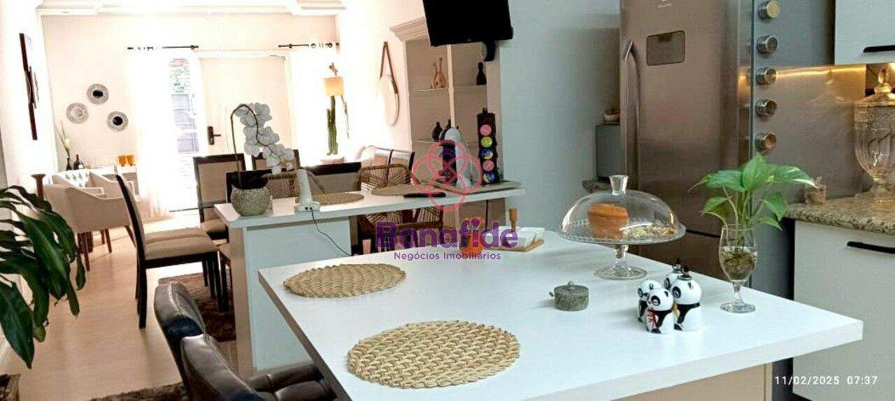 Casa à venda no Jardim Itália: 