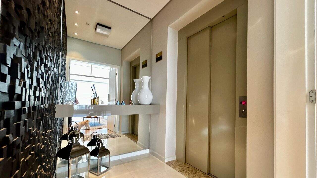 Apartamento à venda no Jardim das Samambaias: 