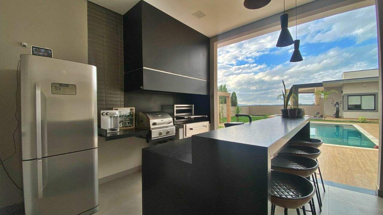 Casa à venda no Loteamento Portal da Colina: 