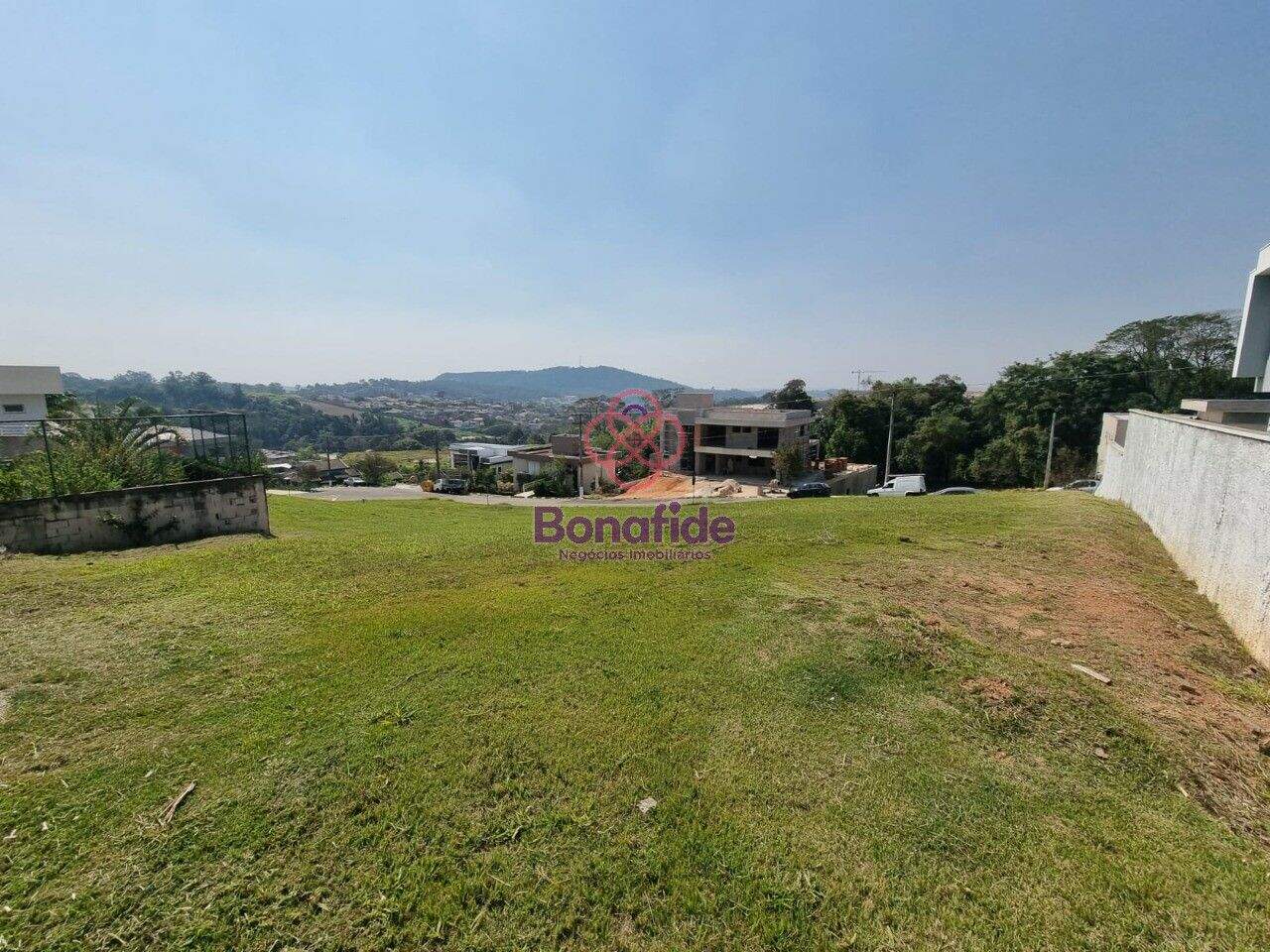 Terreno à venda no Jardim Primavera: 