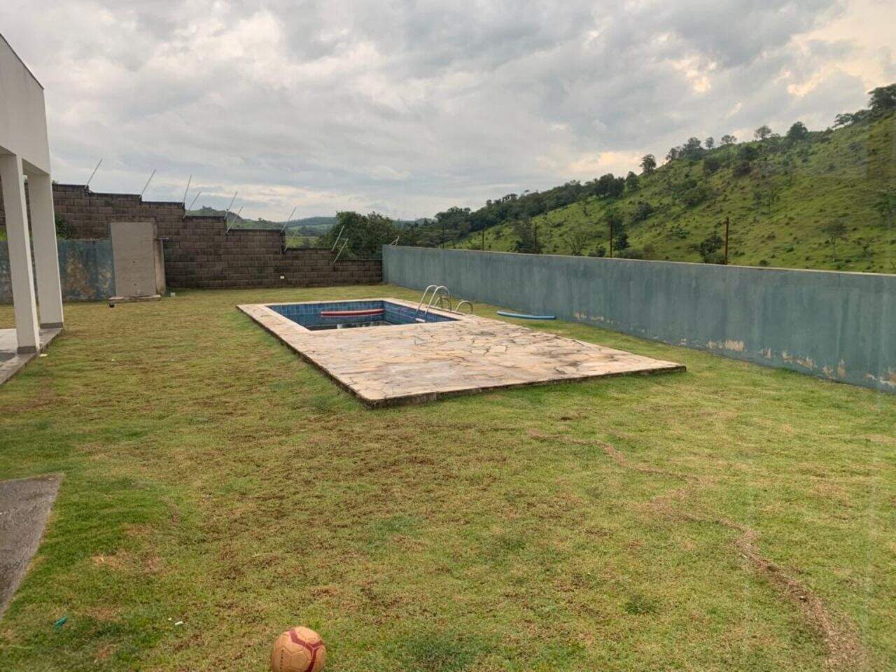 Casa à venda no Santa Eliza: 