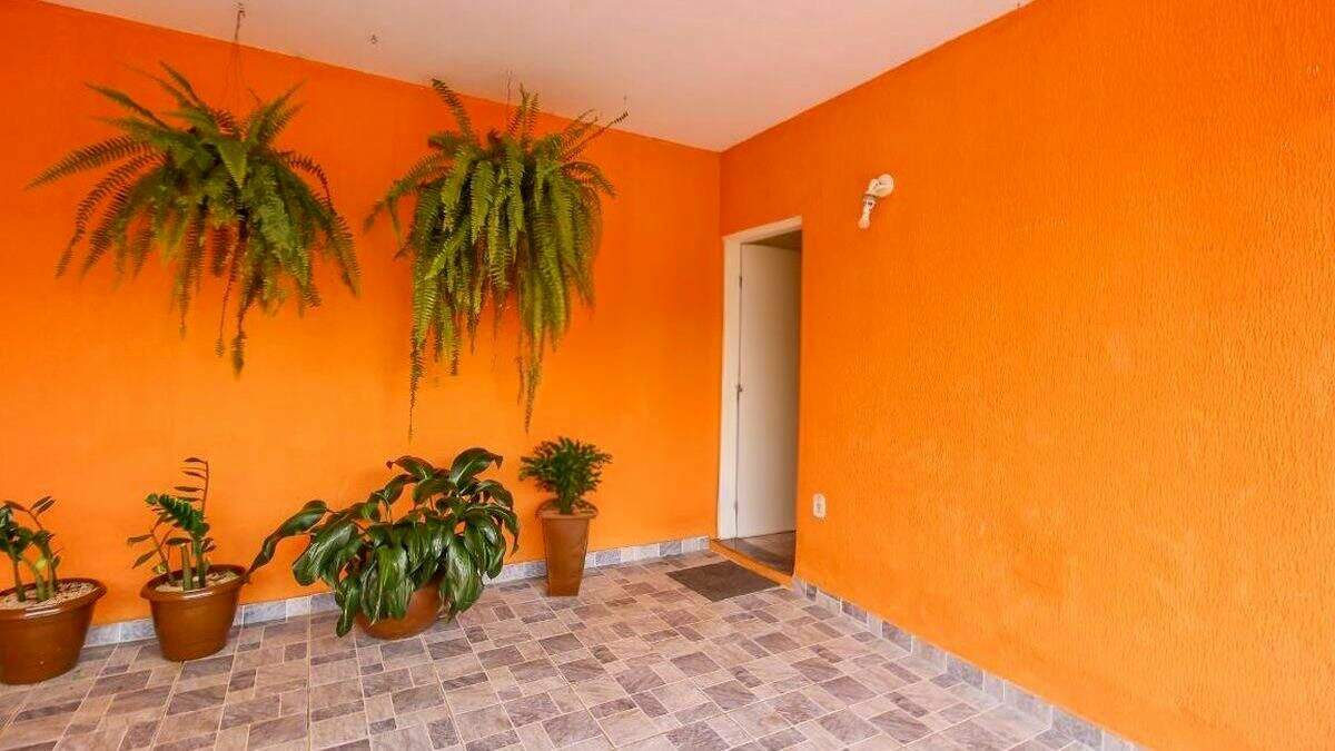 Casa à venda no Jardim Caçula: 