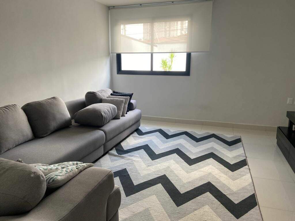 Casa à venda no Jardim Torres São José: 