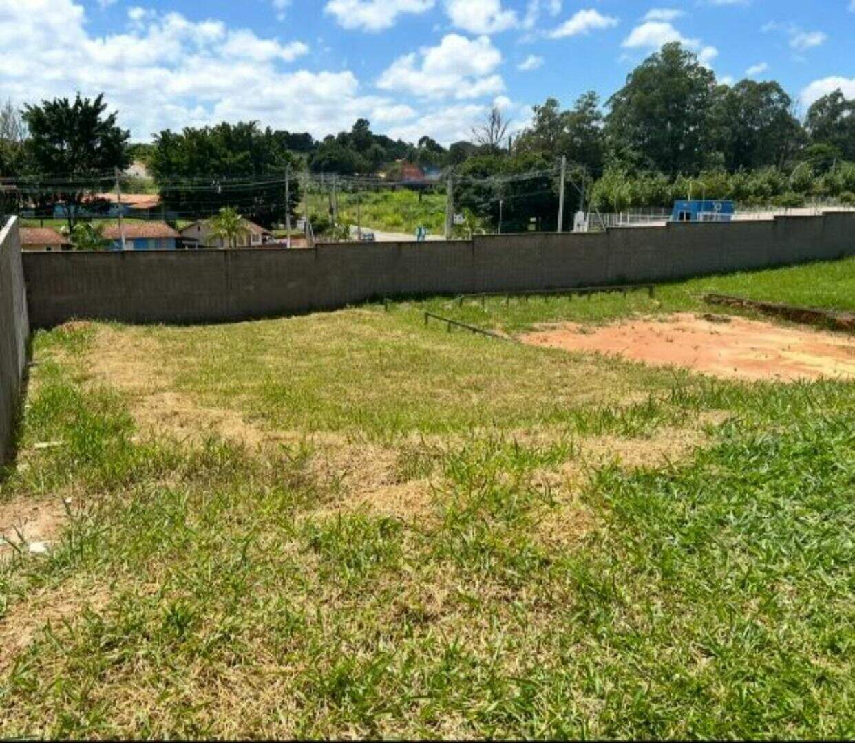 Terreno à venda no Medeiros: 