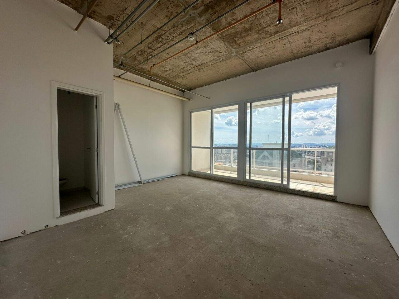 Sala à venda no Anhangabaú: 