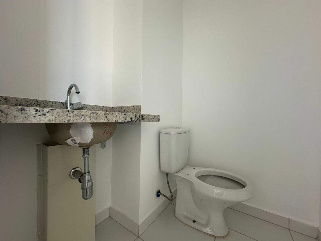 Sala à venda no Anhangabaú: 