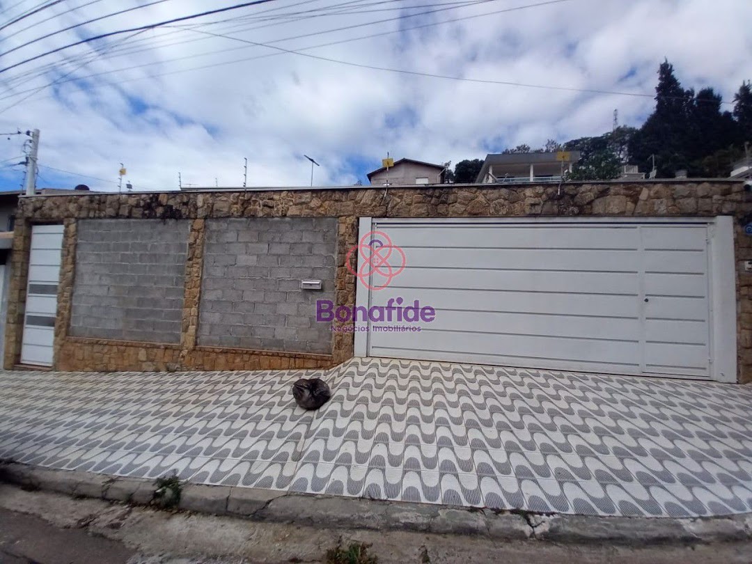 Casa à venda no Jardim Trevo: 