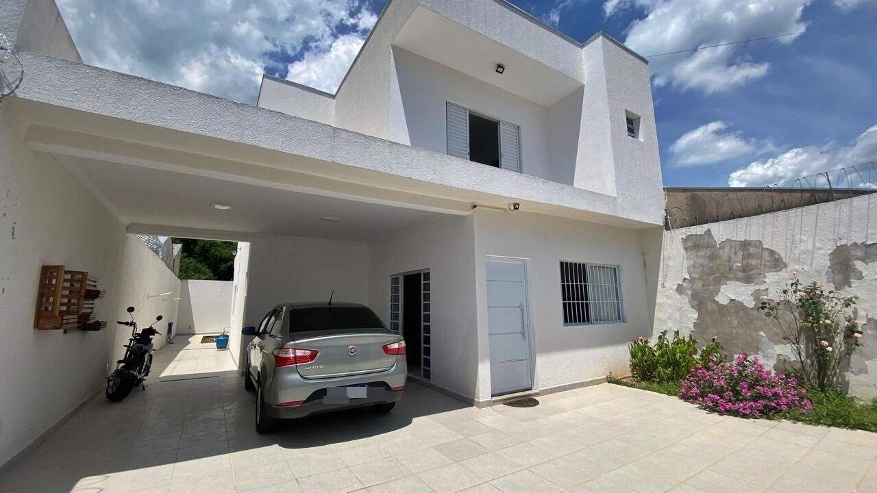 Casa à venda no Jardim Alice: 