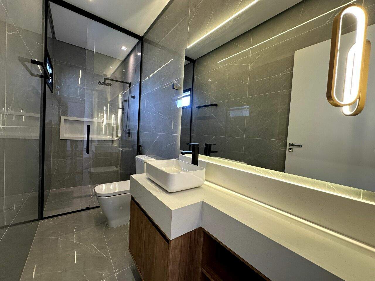 Casa à venda no Jardim Samambaia: 