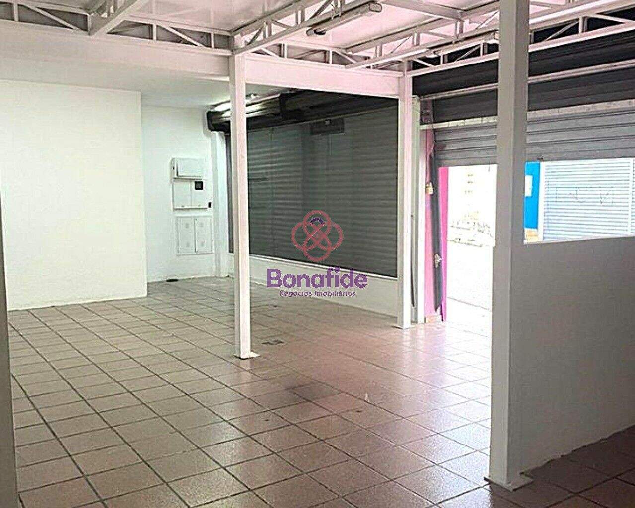 Salão à venda no Centro: 