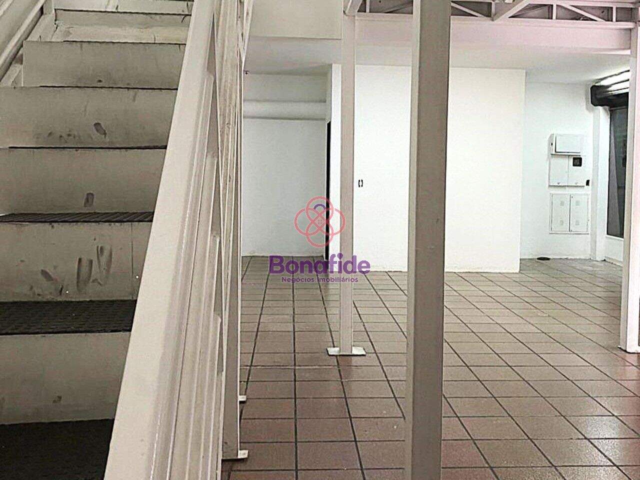 Salão à venda no Centro: 