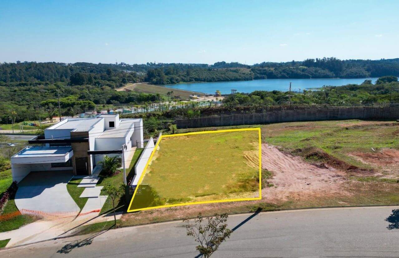 Terreno à venda no Jardim Florestal: 