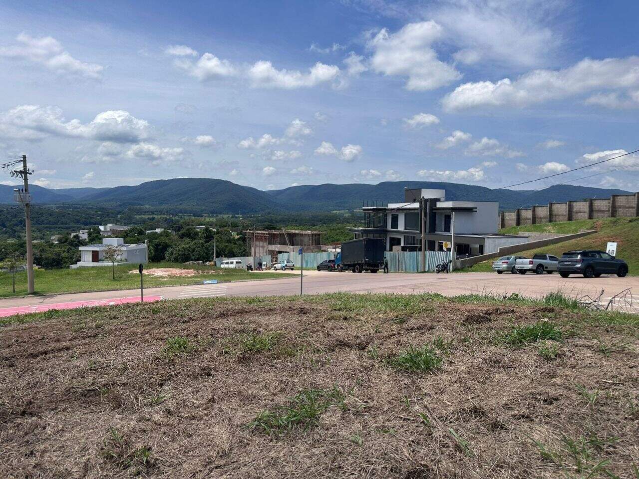 Terreno à venda no Medeiros: 