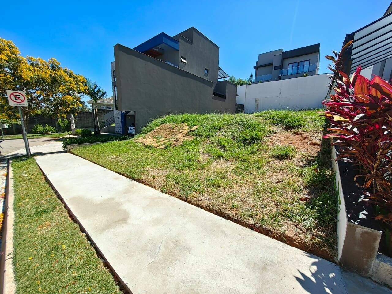 Terreno à venda no Jardim Ermida I: 