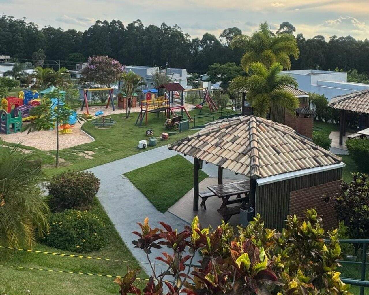 Terreno à venda no Morro Alto: 