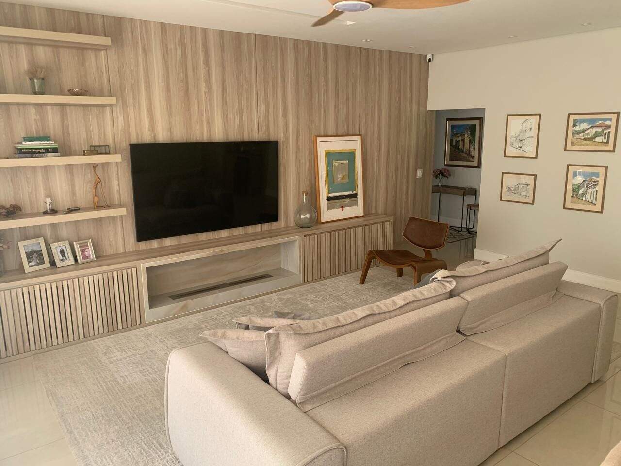 Casa à venda no Medeiros: 