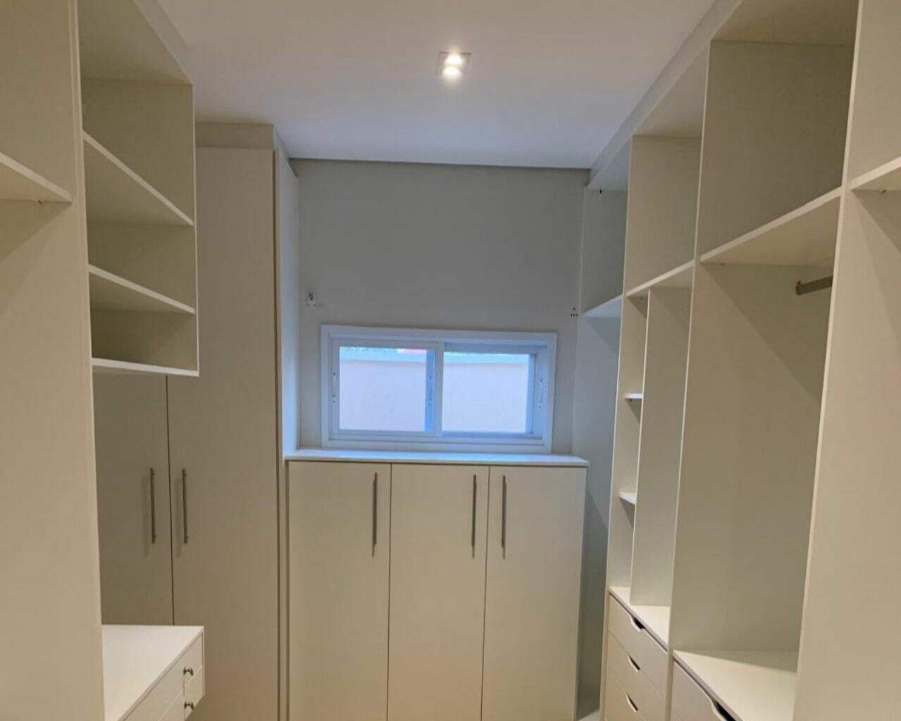 Casa à venda no Medeiros: 