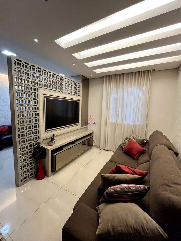 Casa à venda no Jardim Shangai: 