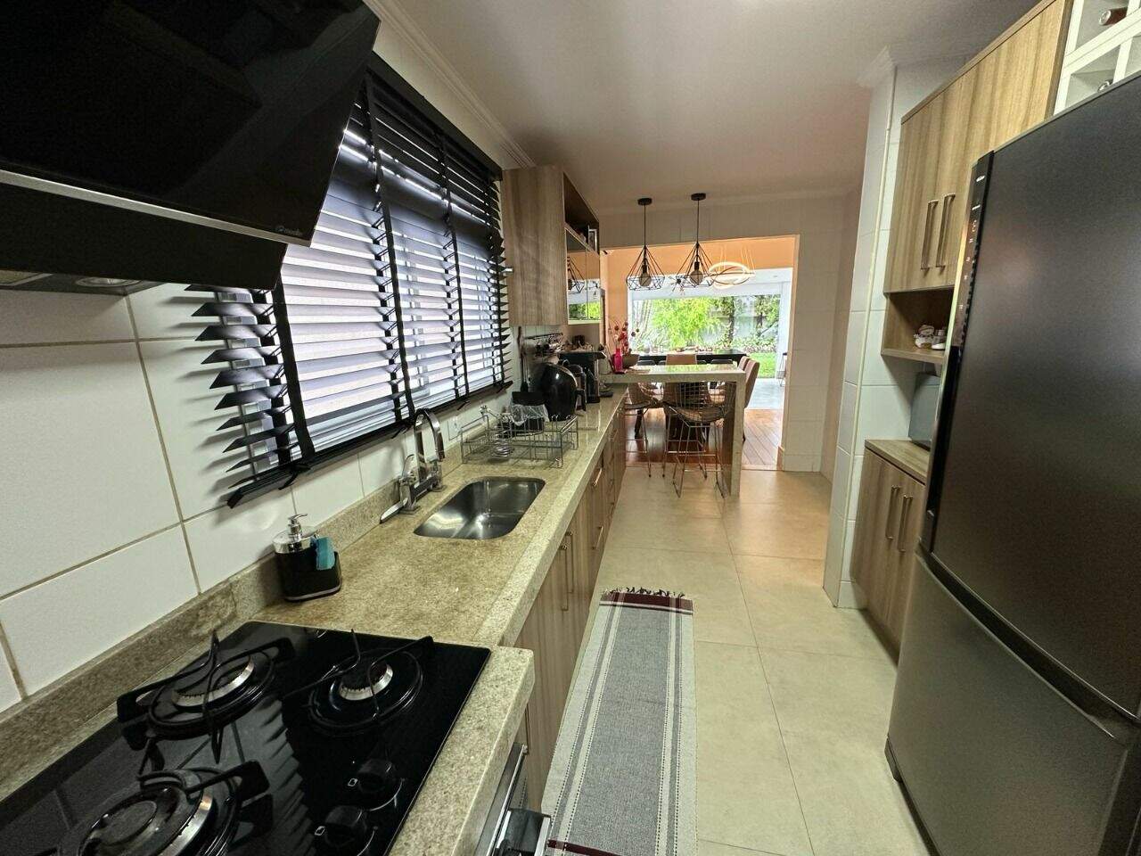 Casa à venda no Medeiros: 