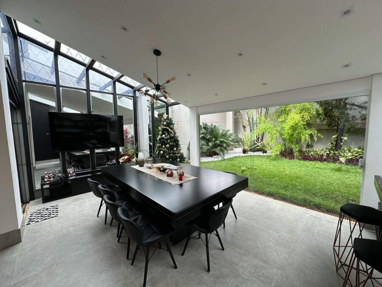 Casa à venda no Medeiros: 