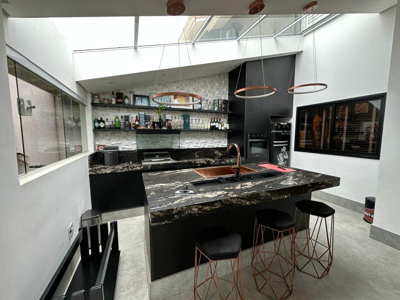 Casa à venda no Medeiros: 