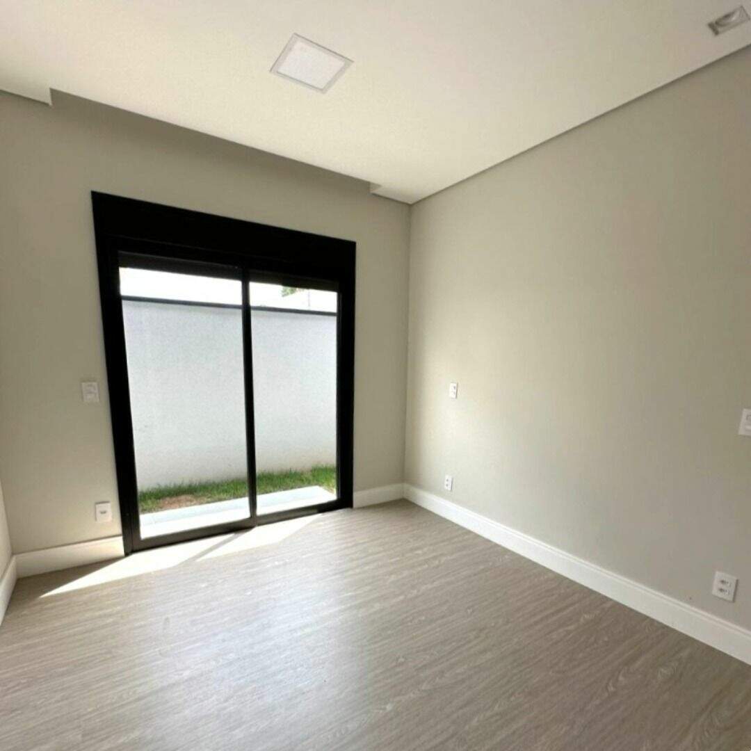 Casa à venda no V Medeiros: 